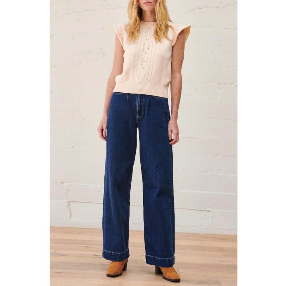 NWT WVN Amelia Sweater Size S